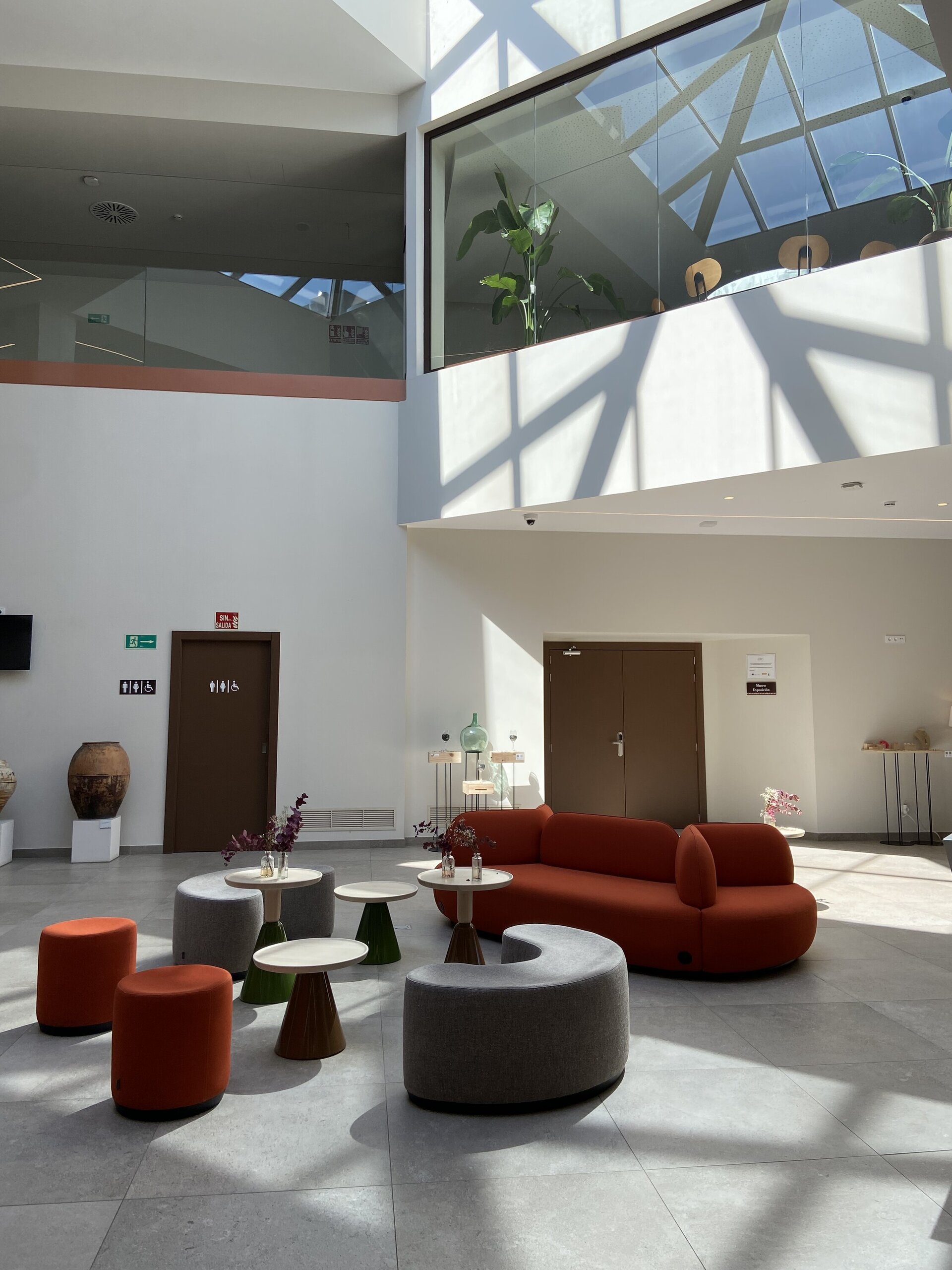 Pintura con vino y acuarela - 1